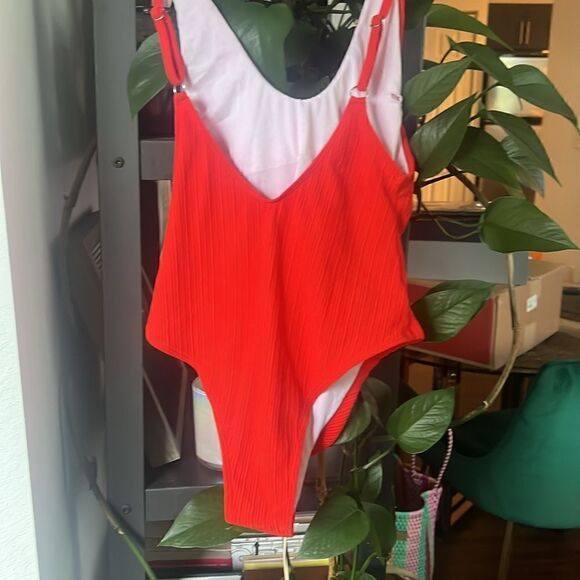 Brand NEW Red Bathing Suit - One Piece Swimsuit - Size Medium - Picture 3 of 4